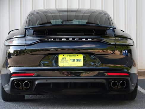 Used 2022 Porsche Panamera 4S w/ Premium Package AWD/4WD image 11