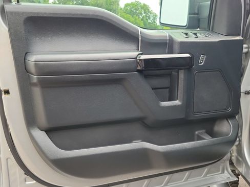Used 2020 Ford F150 XLT w/ Equipment Group 302A Luxury AWD/4WD image 7