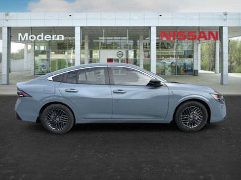 New 2026 Nissan Sentra SV image 7