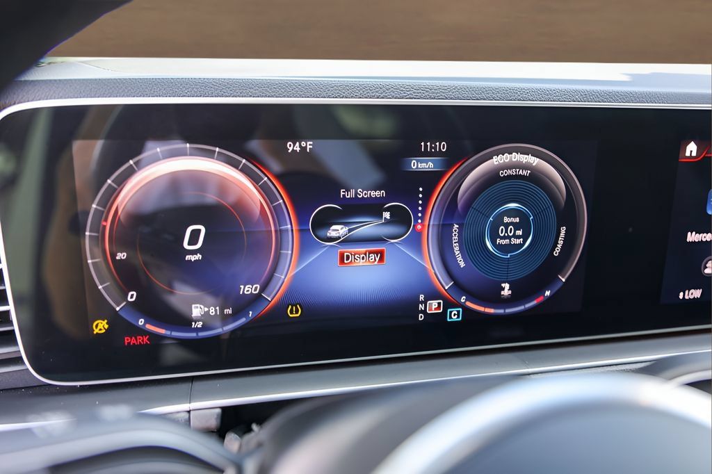 Used 2022 Mercedes-Benz GLE 350 4MATIC image 11
