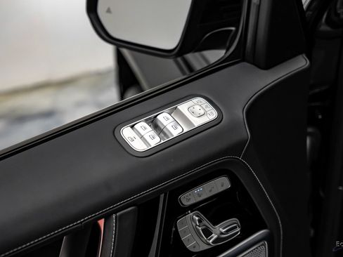 Used 2025 Mercedes-Benz G 63 AMG 4MATIC image 93