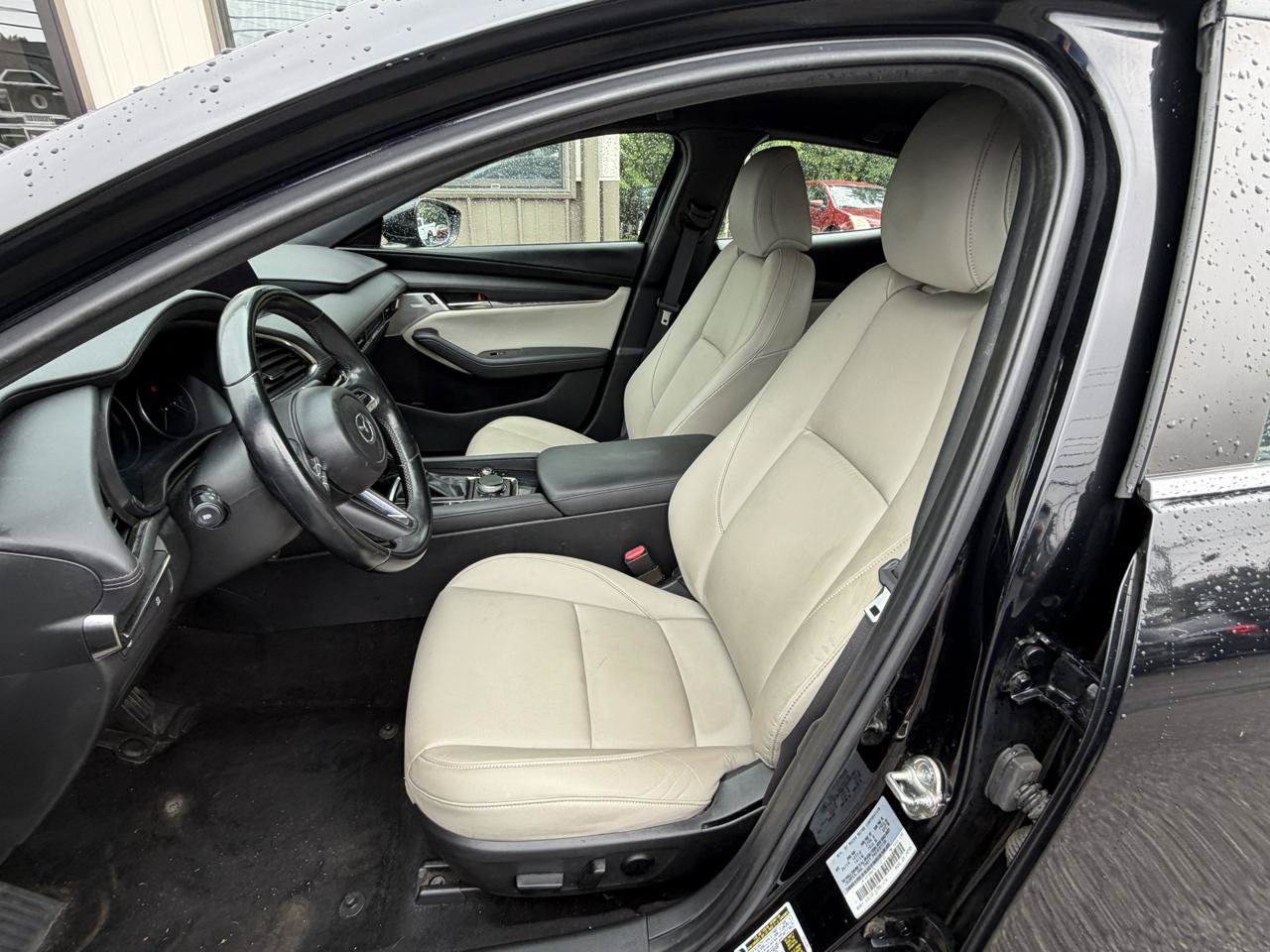 Used 2019 MAZDA MAZDA3 AWD Hatchback w/ Preferred Pkg image 11