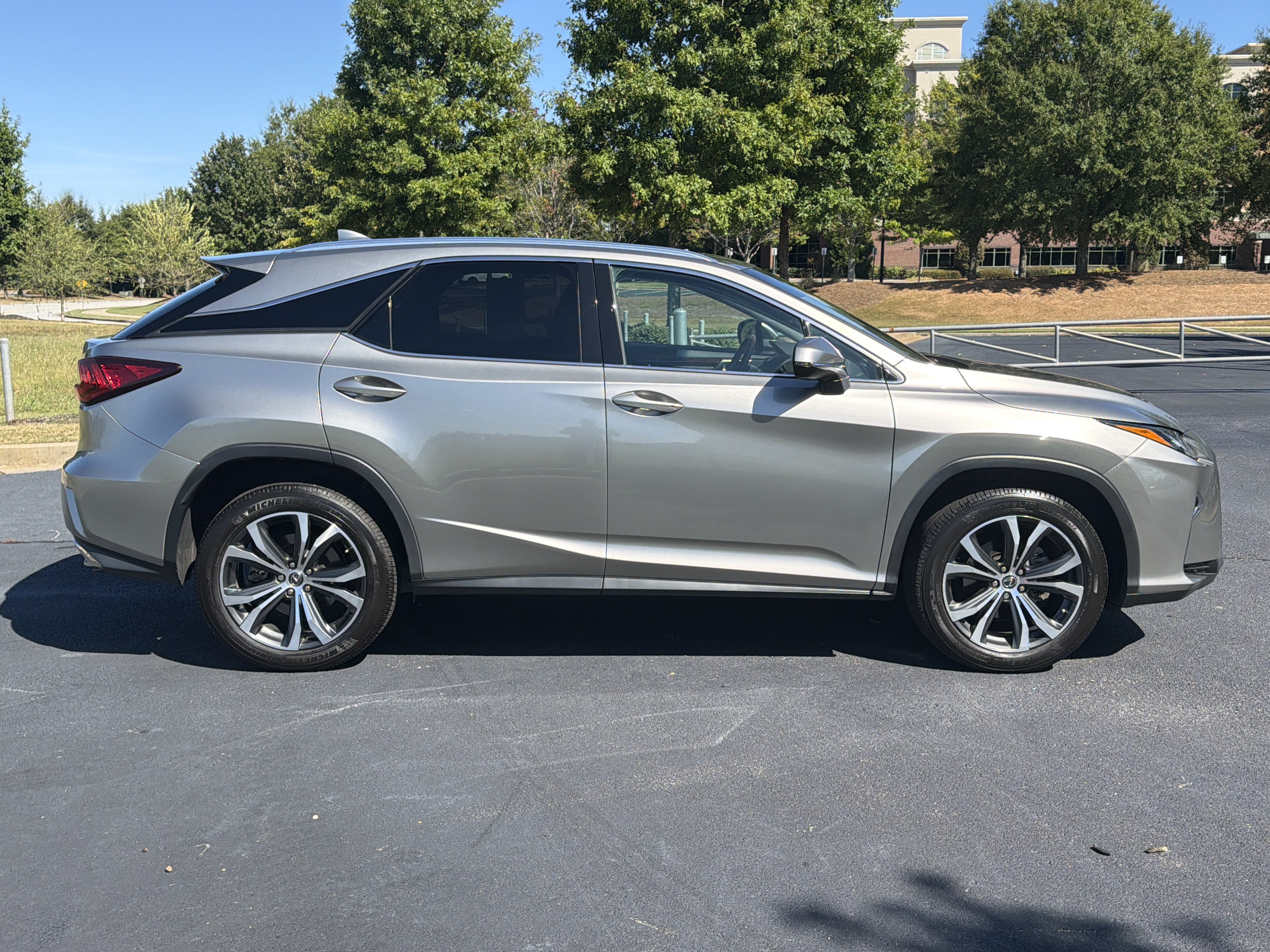 Used 2019 Lexus RX 350 FWD w/ Navigation Package image 11