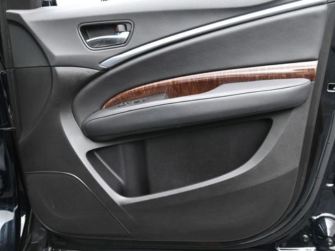 Used 2019 Acura MDX SH-AWD image 26