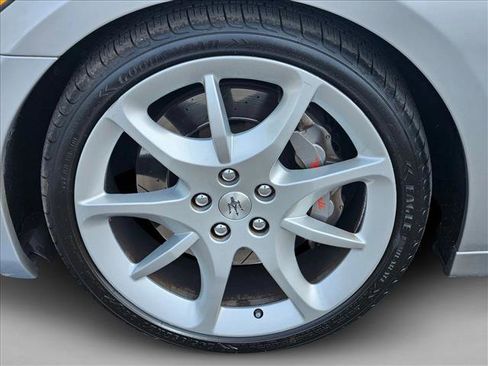 Used 2015 Maserati GranTurismo Sport RWD image 20