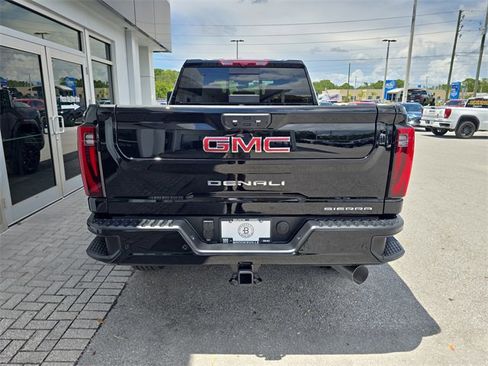 New 2025 GMC Sierra 2500 Denali w/ Denali Reserve Package image 8