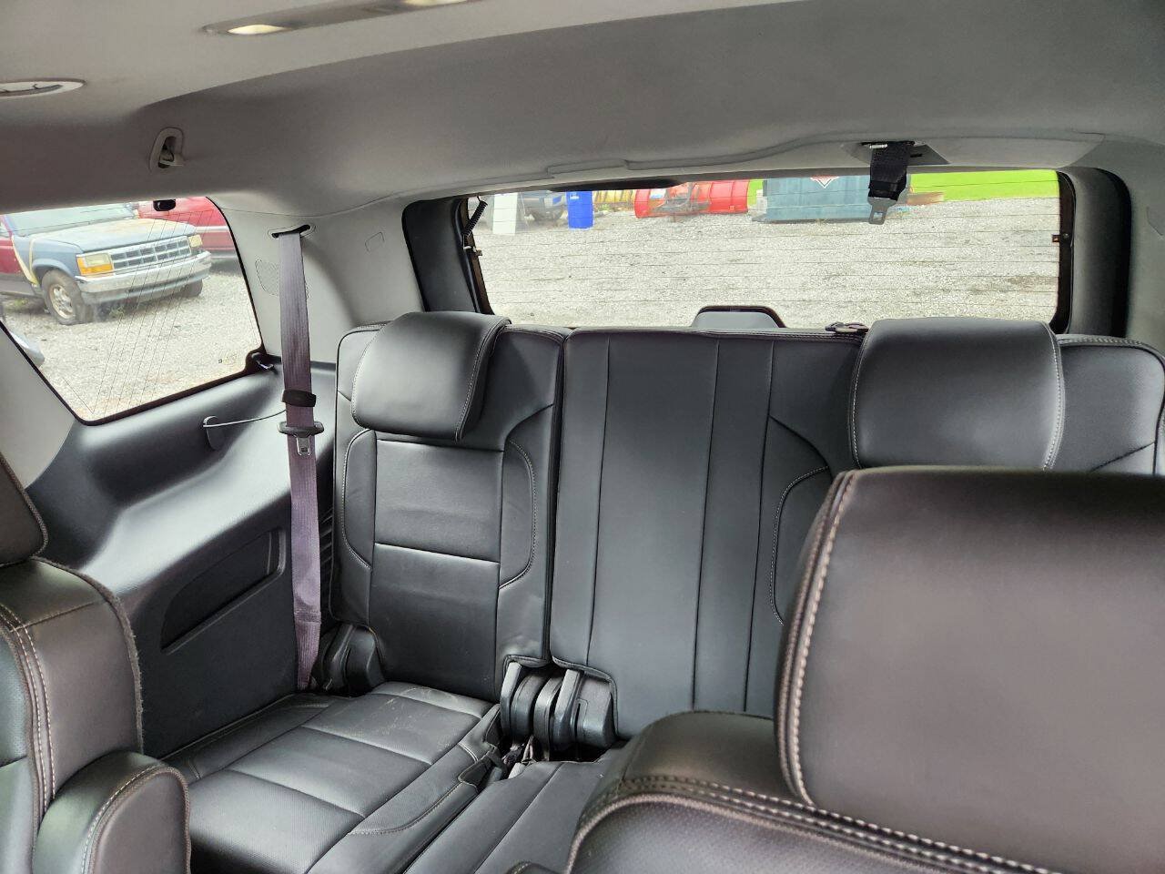 Used 2015 GMC Yukon Denali w/ Touring Package AWD/4WD image 10
