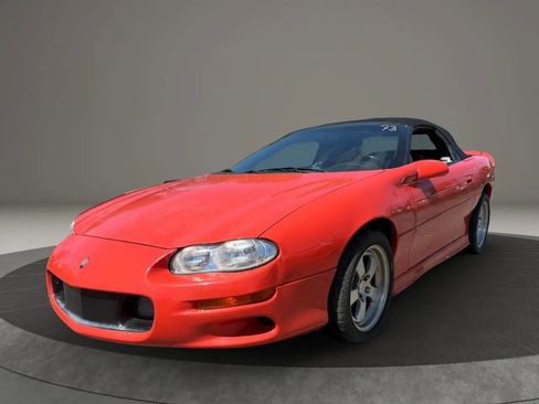 Used 1999 Chevrolet Camaro Z28 w/ Sport Appearance Pkg RWD image 1
