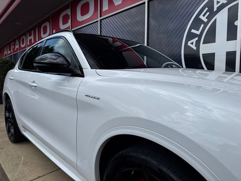 Used 2023 Alfa Romeo Stelvio Veloce AWD/4WD image 2