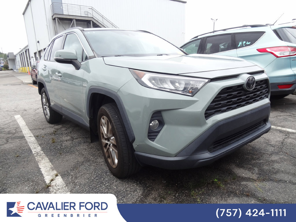Used 2019 Toyota RAV4 XLE Premium FWD image 1