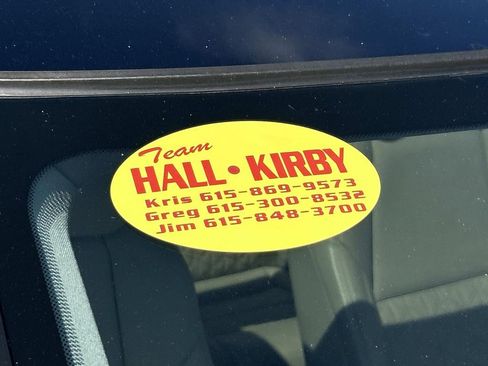 Used 2017 Nissan Maxima Platinum w/ Interior Lighting Package image 11