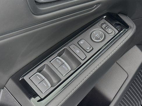 Certified 2023 Honda Accord Touring image 18