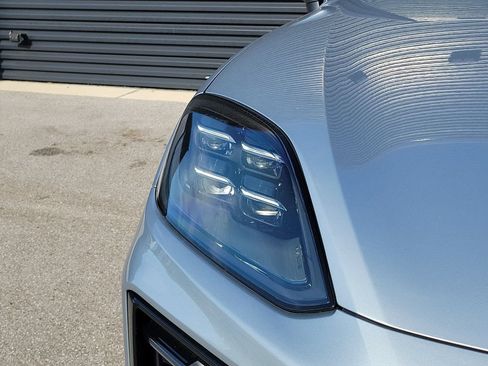 New 2026 Porsche Cayenne AWD/4WD image 15