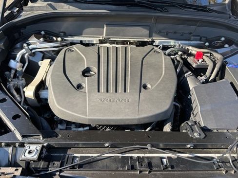 Certified 2023 Volvo XC60 B5 Plus w/ Climate Package image 34