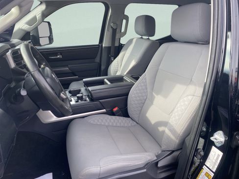 Used 2022 Toyota Tundra SR5 image 9