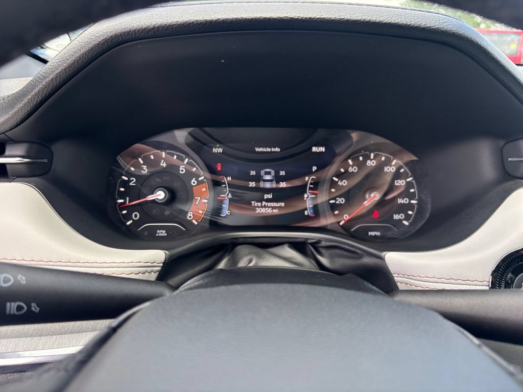 Used 2023 Jeep Compass Limited AWD/4WD image 18