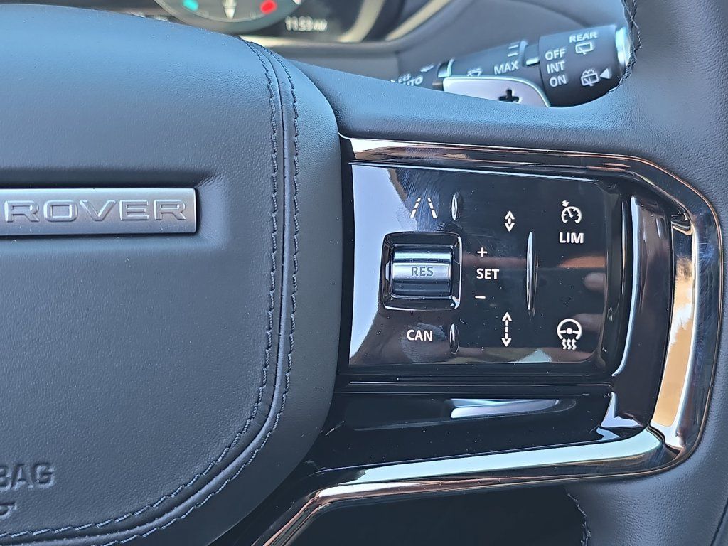 New 2026 Land Rover Range Rover Velar S AWD/4WD image 18