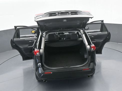 Used 2024 Toyota RAV4 XLE image 68