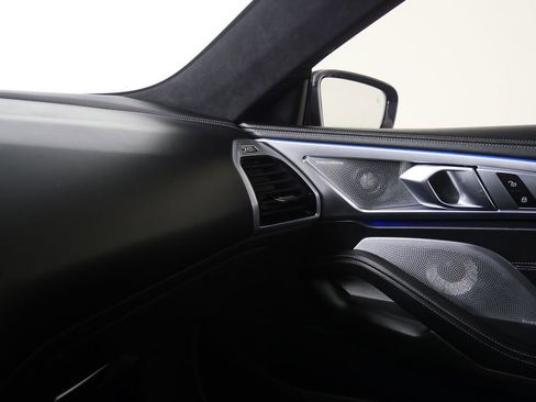 Used 2021 BMW M850i xDrive Coupe w/ M Carbon Exterior Package image 32