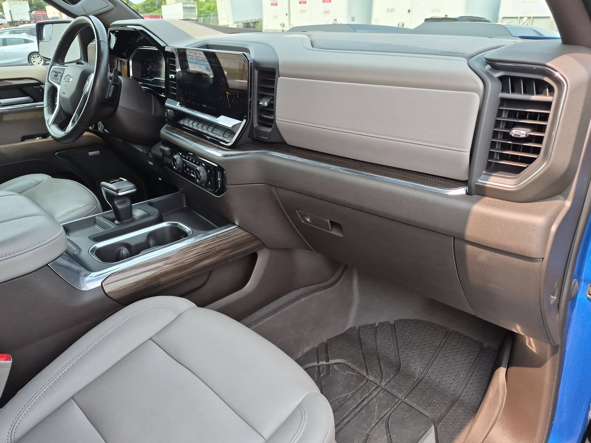 Certified 2023 Chevrolet Silverado 1500 LT Trail Boss w/ Convenience Package II AWD/4WD image 29