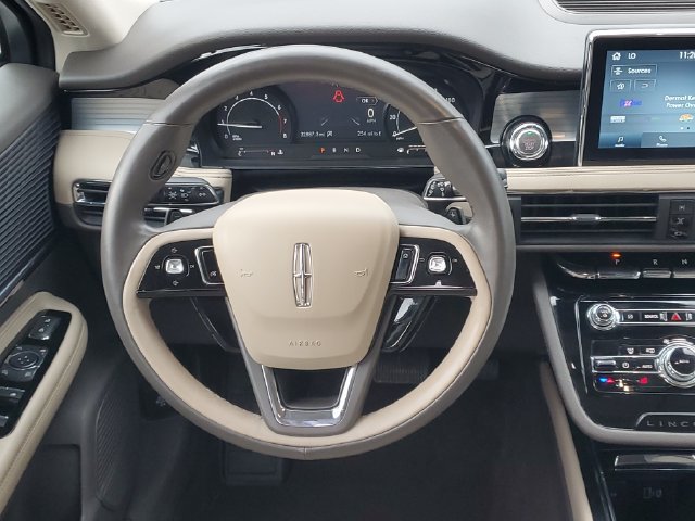 Used 2021 Lincoln Corsair FWD image 13