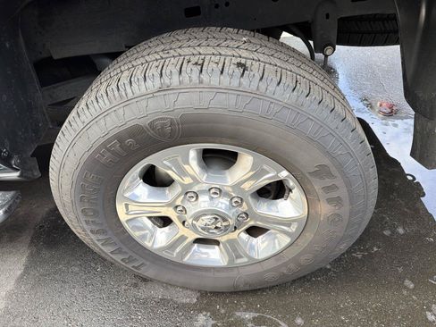 Used 2025 RAM 2500 Big Horn AWD/4WD image 7