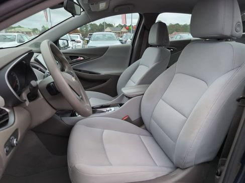 Used 2022 Chevrolet Malibu LT image 9