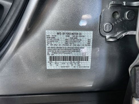 Used 2023 Ford Explorer XLT RWD image 39