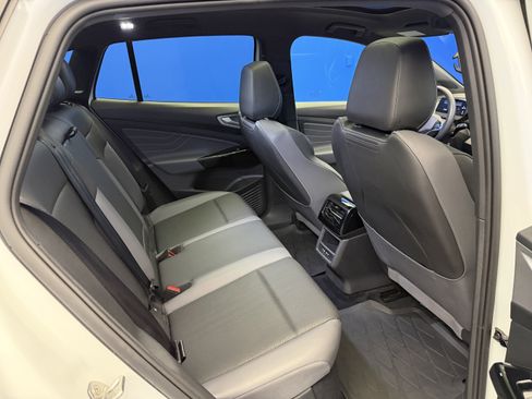Used 2023 Volkswagen ID.4 Pro S AWD/4WD image 27