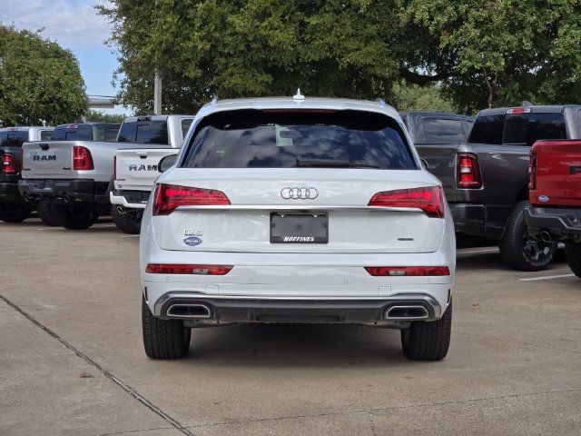 Used 2023 Audi Q5 2.0T Premium Plus w/ Premium Plus Package AWD/4WD image 6