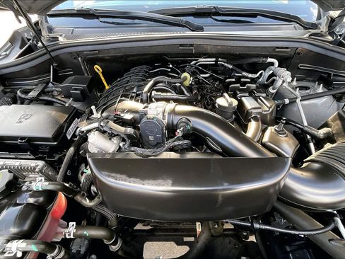 Used 2023 Dodge Durango GT image 31