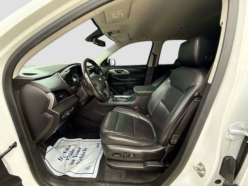 Used 2019 Chevrolet Traverse RS image 23