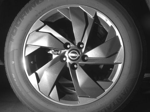 Used 2025 Nissan Rogue SV AWD/4WD image 27