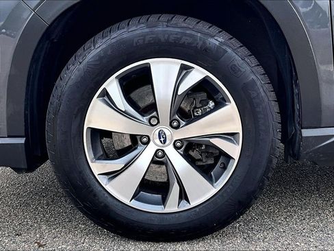 Used 2023 Subaru Ascent Premium w/ Convenience Package AWD/4WD image 7