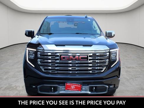 Used 2023 GMC Sierra 1500 Denali w/ Denali Reserve Package AWD/4WD image 5