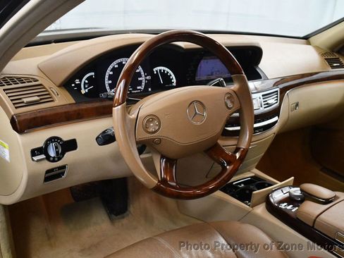 Used 2008 Mercedes-Benz S 550 4MATIC image 6