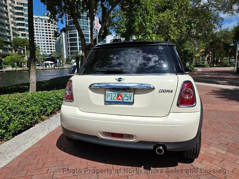 Used 2012 MINI Cooper Hardtop image 11