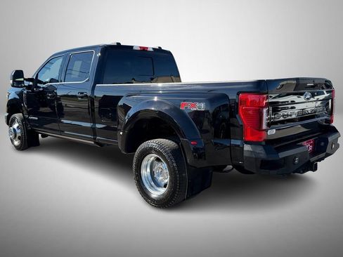 Used 2022 Ford F350 Lariat w/ Lariat Ultimate Package AWD/4WD image 4