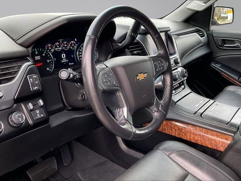 Used 2020 Chevrolet Tahoe Premier w/ Premier 6.2L Value Package image 14