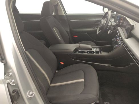 Used 2025 Hyundai Sonata SEL FWD image 21