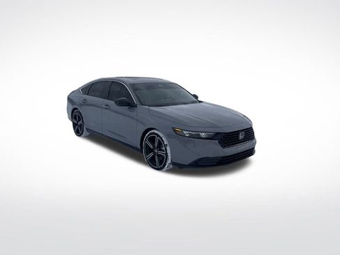 Used 2025 Honda Accord Sport image 7