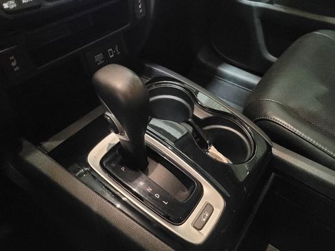 Used 2017 Honda Ridgeline RTL-E image 26