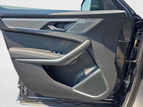 New 2026 Jaguar F-PACE R-Dynamic S image 23