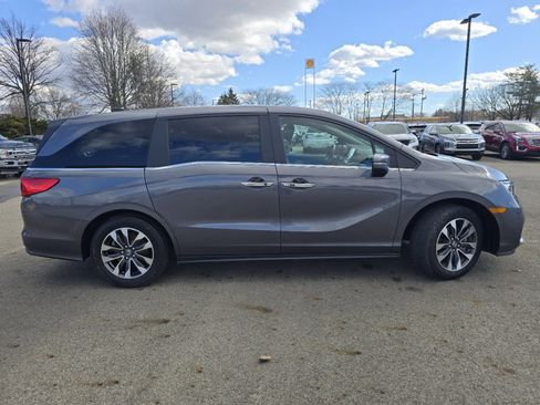 Certified 2024 Honda Odyssey EX-L image 19