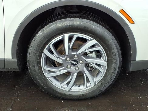 Certified 2023 Lincoln Corsair Standard w/ Equipment Group 101A image 9