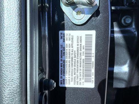 Used 2019 Honda CR-V Touring image 25