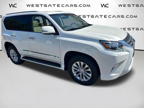 Used 2019 Lexus GX 460 Premium w/ Premium Package AWD/4WD image 45