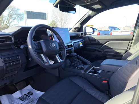 New 2025 Toyota 4Runner TRD Off-Road Premium image 18