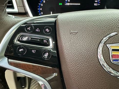 Used 2015 Cadillac SRX Luxury w/ Driver Awareness Package image 13