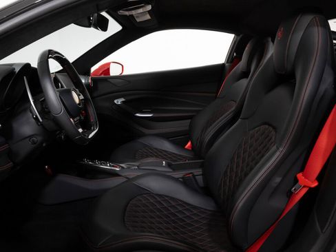 Used 2022 Ferrari F8 Tributo RWD image 36